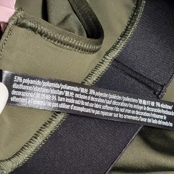 Victorias Secret VSX Womens Medium The Player Racerback Sport Yoga Bra Running - Picture 7 of 7